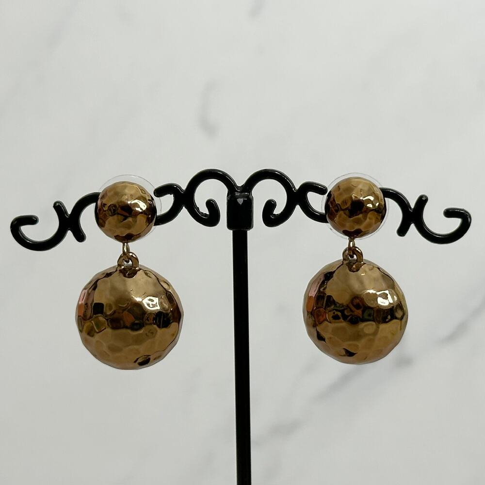 Chicos Hammered Metal Gold Tone Post Dangle Earrings Pierced Pair ✨